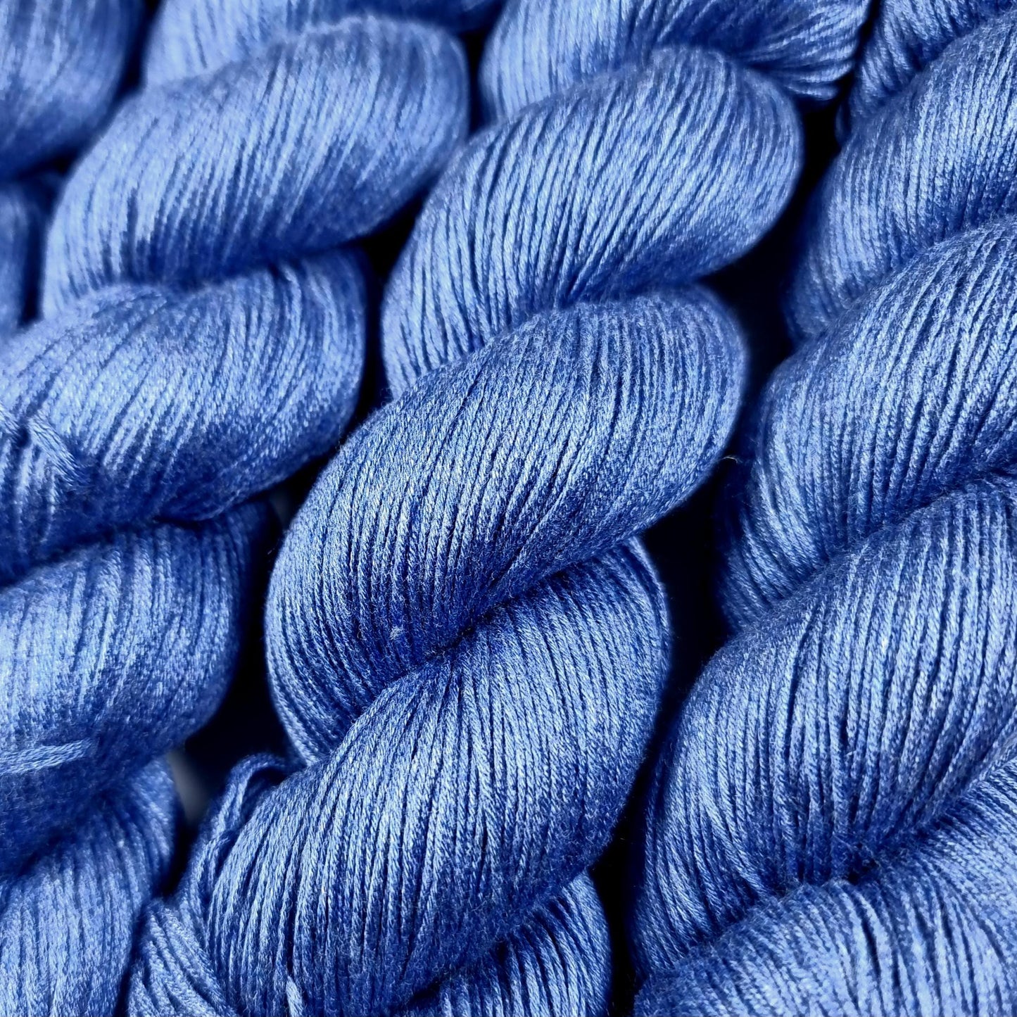Cozy Mulberry - Jeans Blue - Mulberry Silk & Cotton - Fingering Weight - 433m/100g