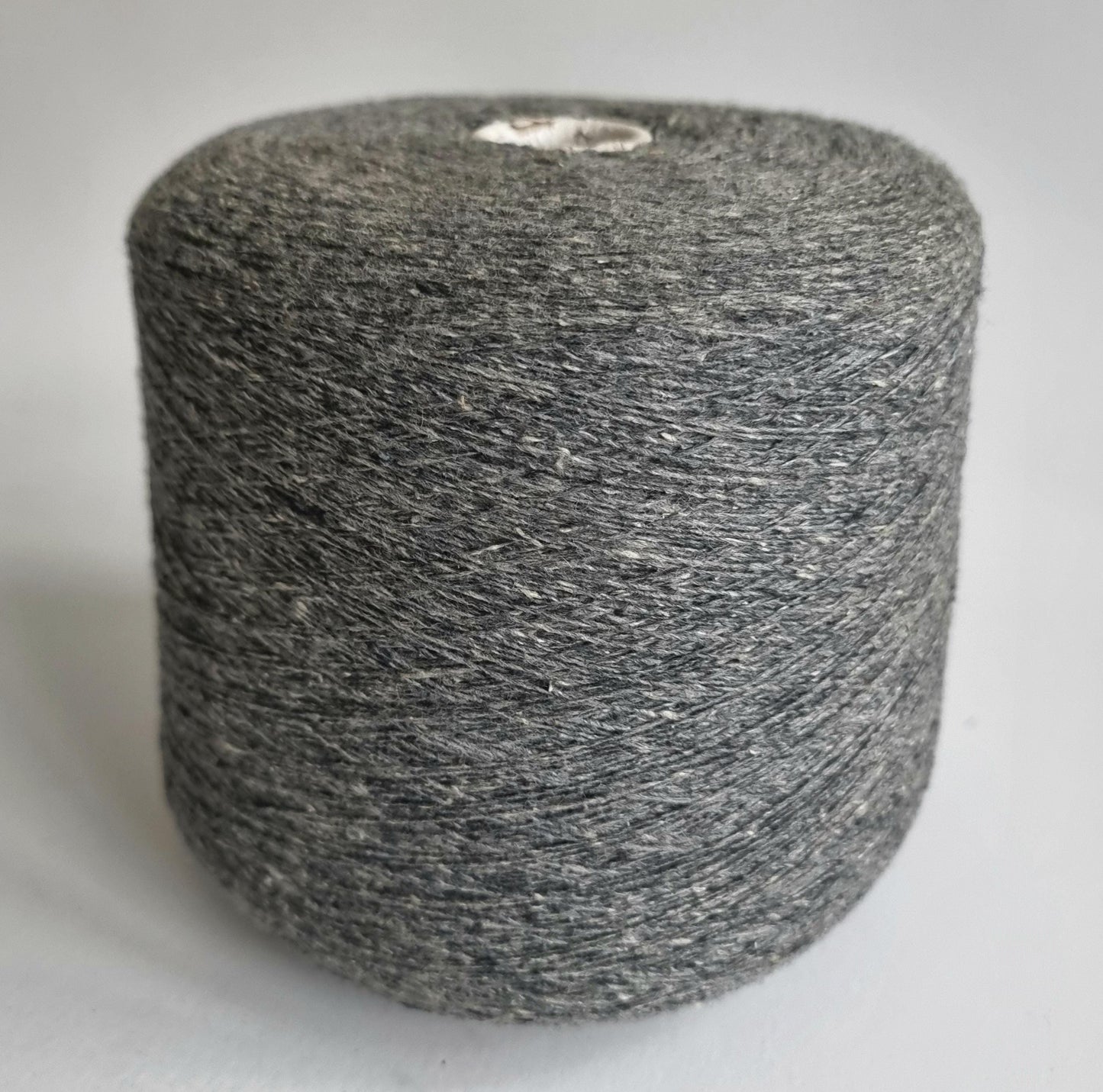 Loro Piana Italian 100% Cashmere Yarn - 2/16Nm - 800m per 100g - Grey Tweed