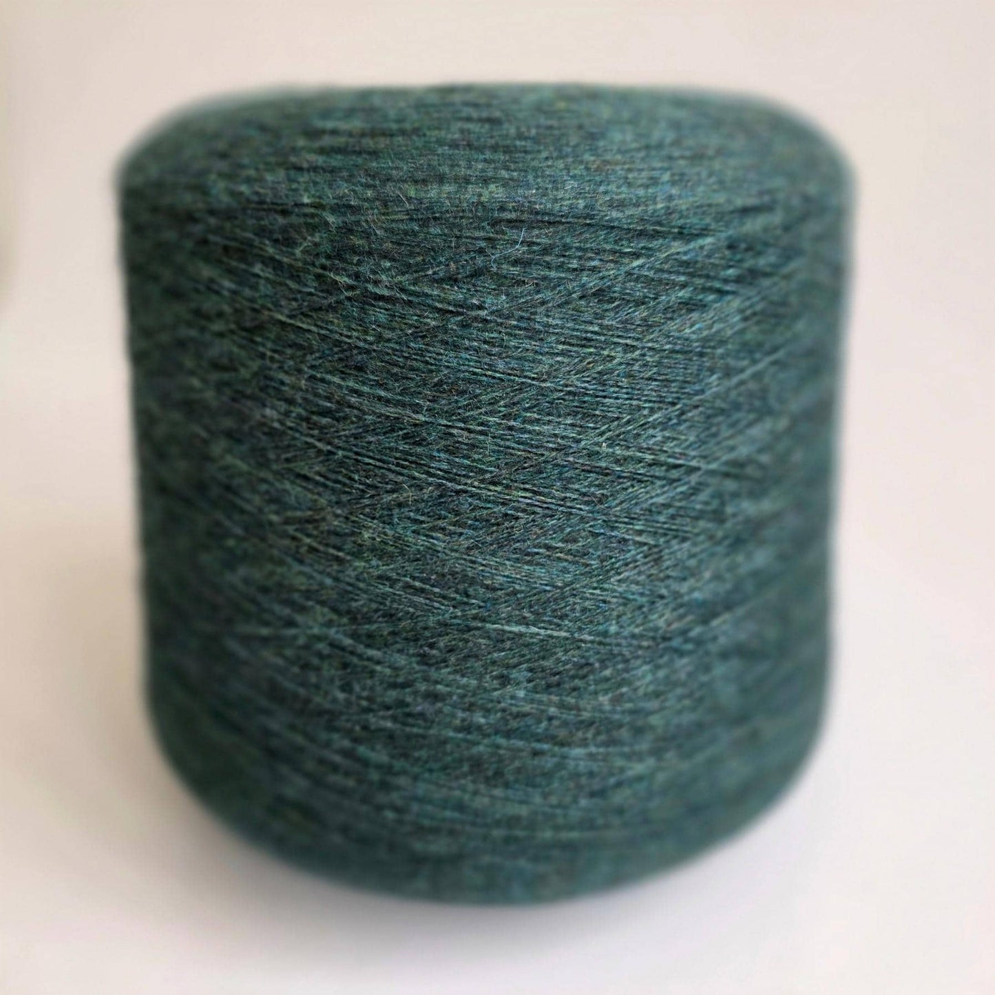 Loro Piana Italian 100% Cashmere Yarn - 2/26Nm - 1300m per 100g - Hunter Green