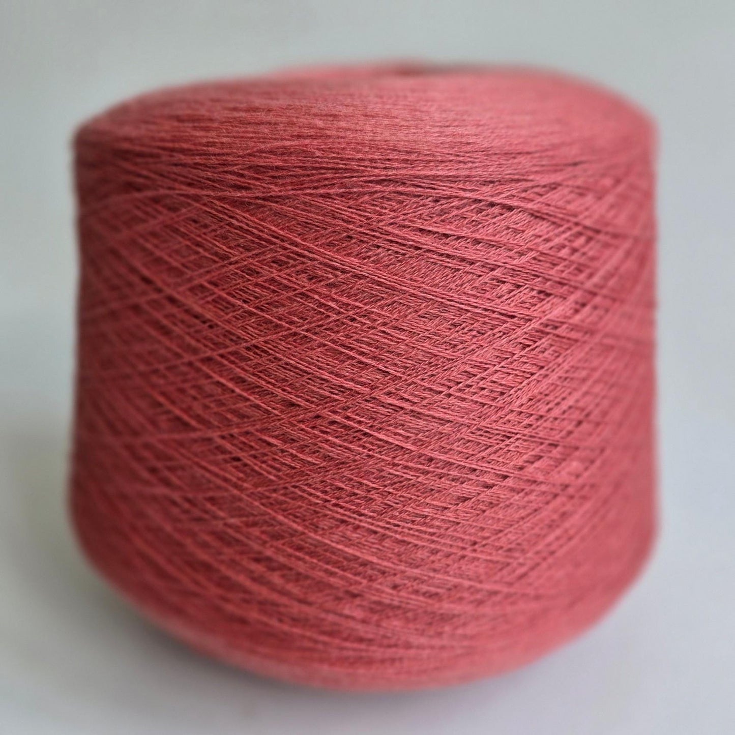 100% Cashmere Yarn - 2/26Nm - 1300m per 100g - Peach Pink