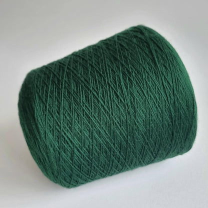 Forest Green Low-Pill Cashmere Merino Fingering Yarn - 400m/100g Luxury Blend