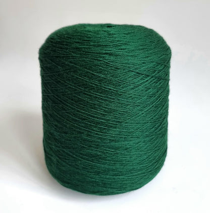 Forest Green Low-Pill Cashmere Merino Fingering Yarn - 400m/100g Luxury Blend