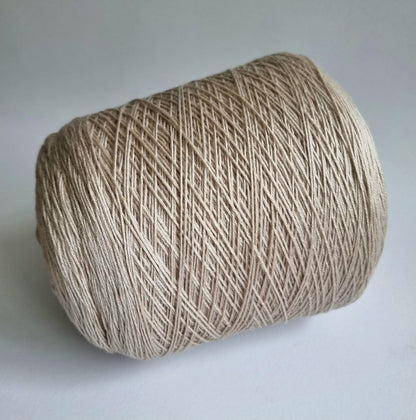 Champagne Low-Pill Cashmere Merino Fingering Yarn - 400m/100g Luxury Blend