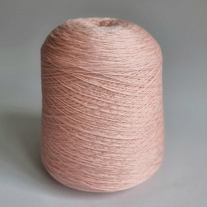 Peach Pink - Low-Pill Cashmere Merino Fingering Yarn - 400m/100g Luxury Blend