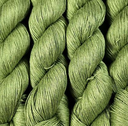 Cozy Mulberry - Olive Green - Mulberry Silk & Cotton - Fingering Weight - 433m/100g