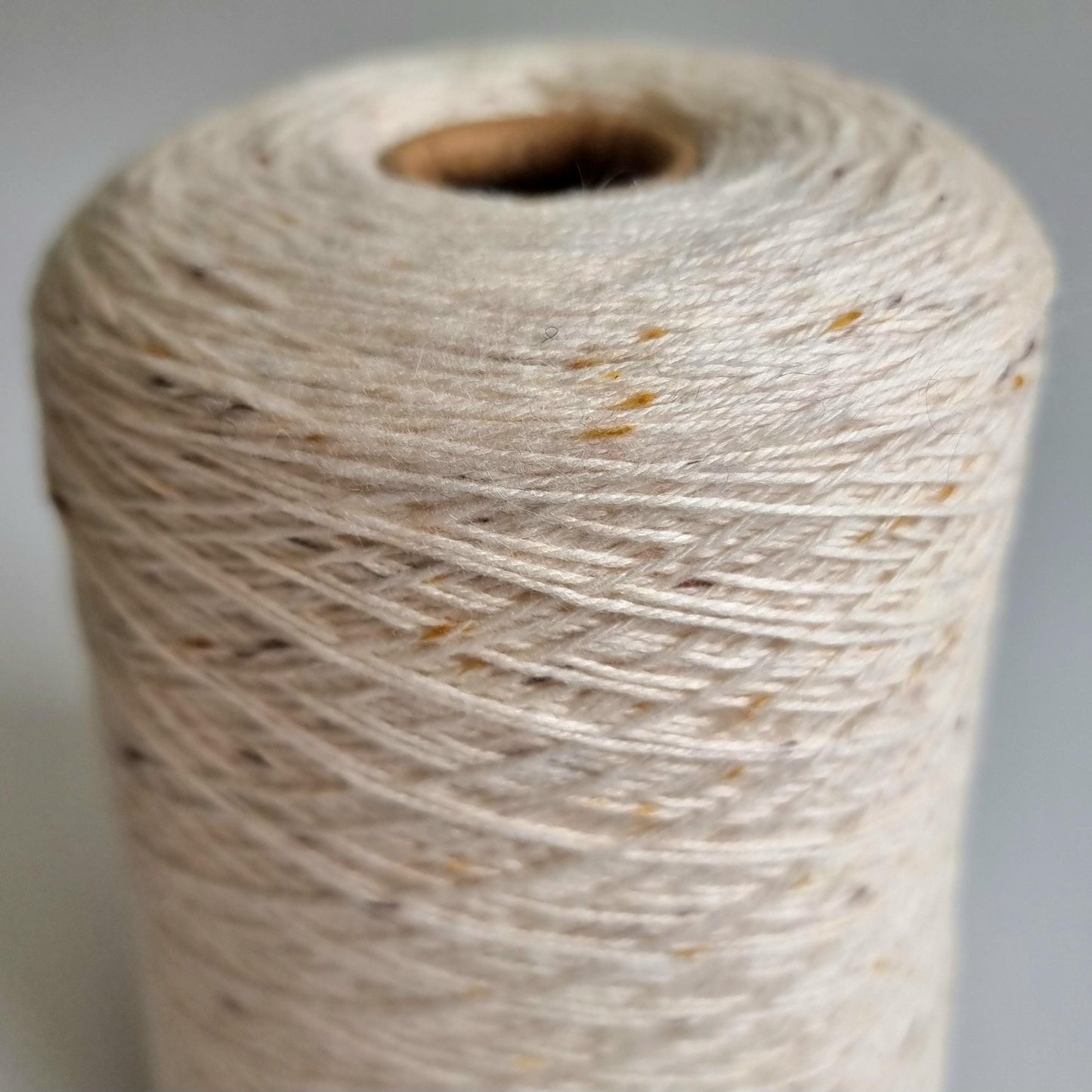 Creme Raccoon Tweed - 100% Raccoon - Lace Weight - 800m/100g