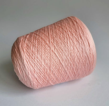Peach Pink - Low-Pill Cashmere Merino Fingering Yarn - 400m/100g Luxury Blend