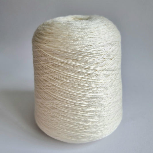 White Low-Pill Cashmere Merino Fingering Yarn - 400m/100g Luxury Blend