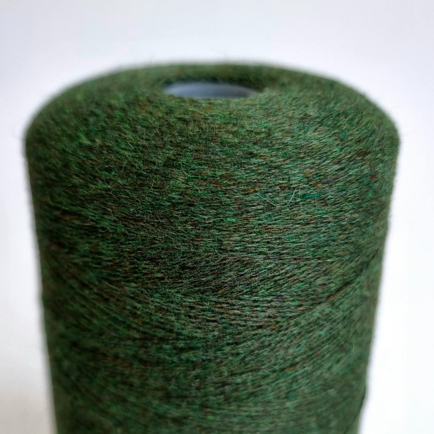100% Cashmere Yarn - 2/26Nm - 1300m per 100g - Army Green Melange