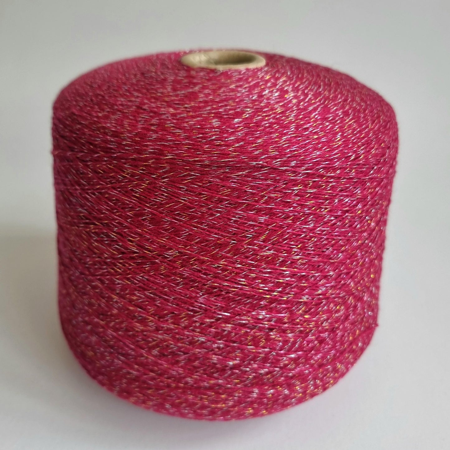 98% Cashmere 2 Stellina Yarn - 2/26Nm - 1300m per 100g - Magenta
