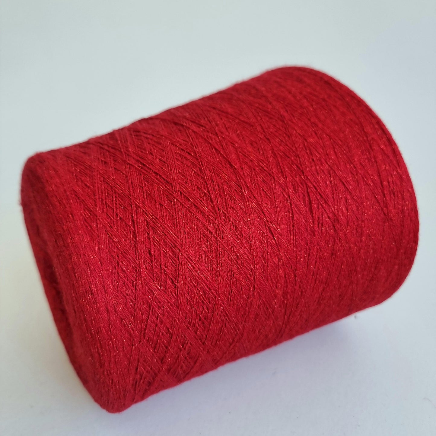 98% Cashmere with Stellina Yarn - 2/26Nm - 1300m per 100g - Red with Sparkles