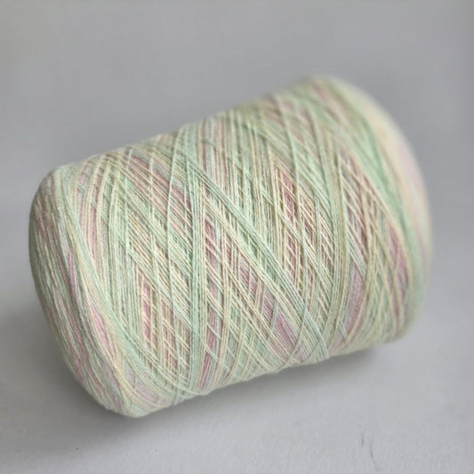 100% Cashmere Yarn - 2/25Nm - 1300m per 100g - Light Pastel Long Gradient