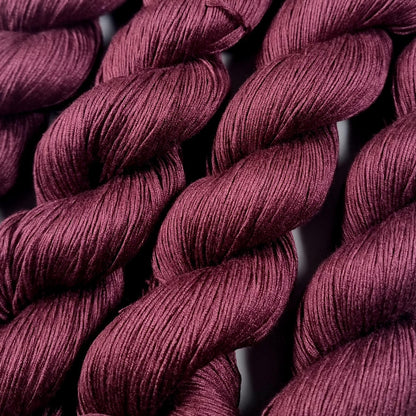 Cozy Mulberry - Burgundy - Mulberry Silk & Cotton - Fingering Weight - 433m/100g