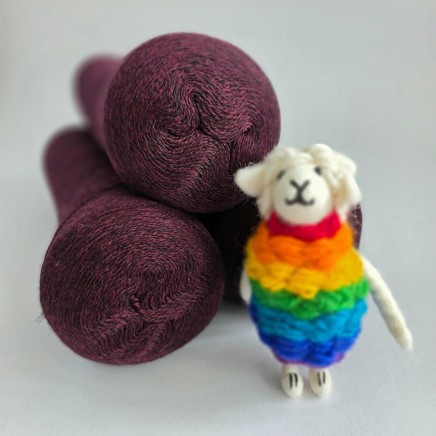 100% Cashmere Yarn - 2/26Nm - 1300m per 100g - Red Wine Melange