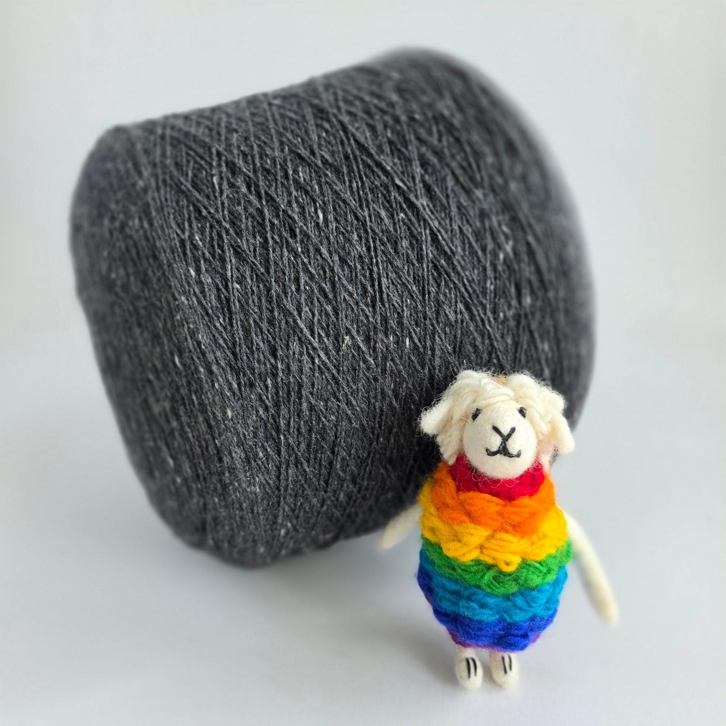 100% Yak Yarn - 2/16Nm - 800m per 100g - Dark Grey Tweed