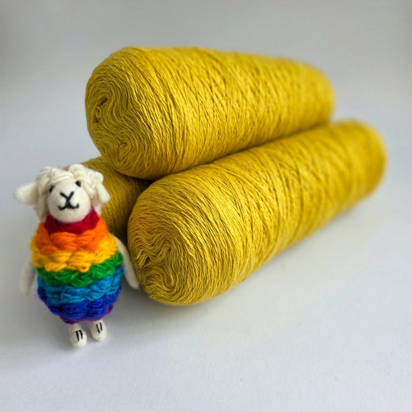 100% Cashmere Yarn - 2/16Nm - 800m per 100g - Honey Yellow