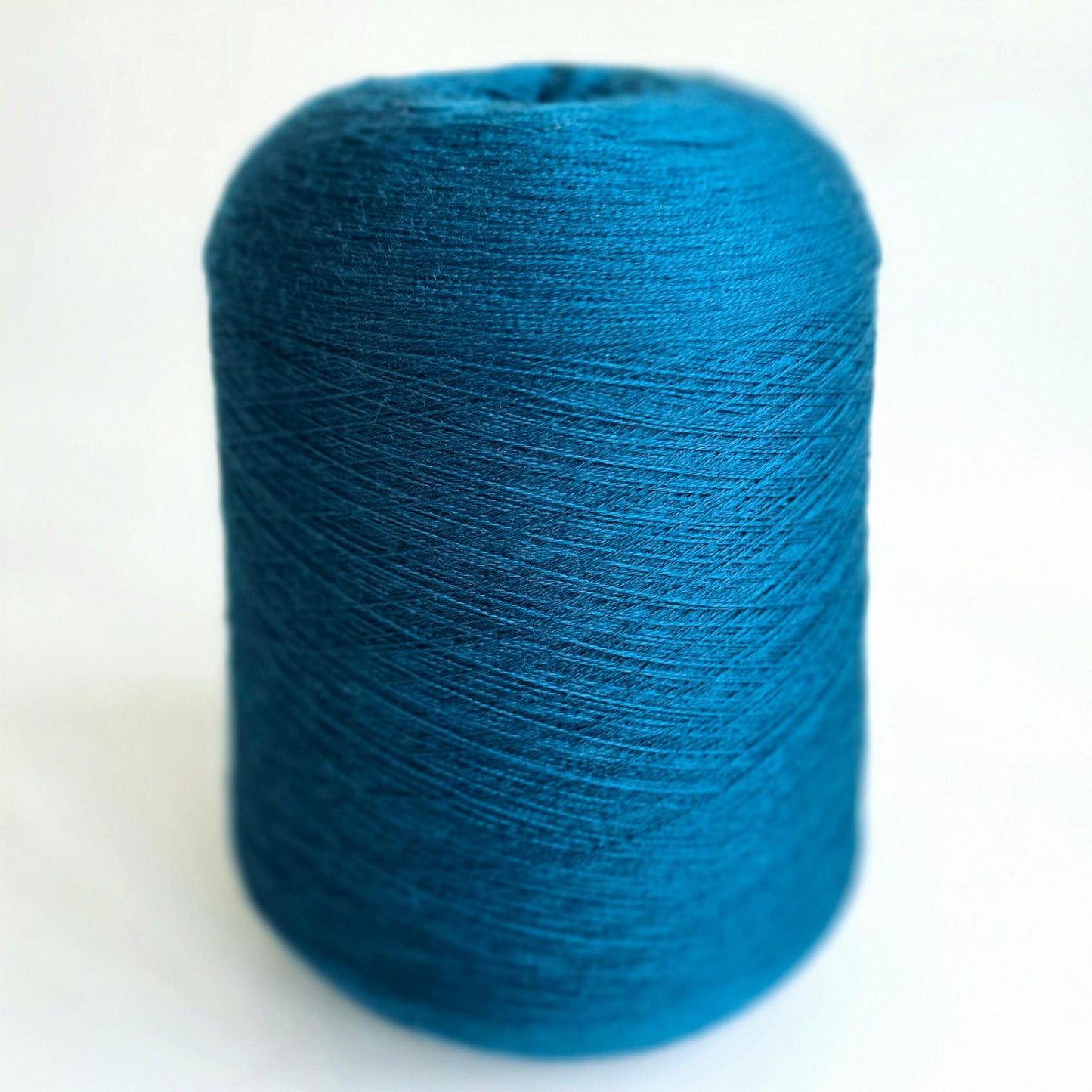 Loro Piana Italian 70/30 - Cashmere Silk Yarn - 2/58Nm - 2900m per 100g - Teal Green
