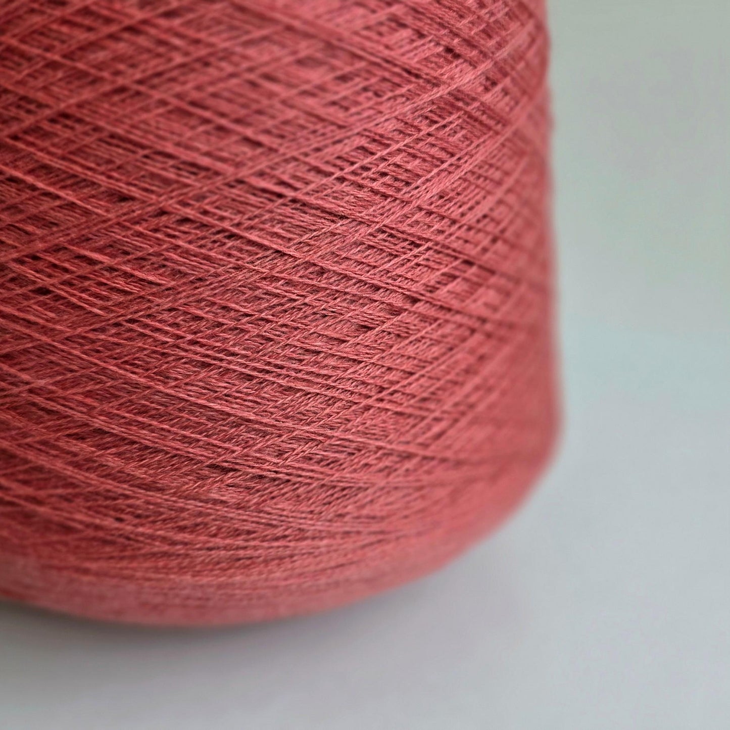 100% Cashmere Yarn - 2/26Nm - 1300m per 100g - Peach Pink