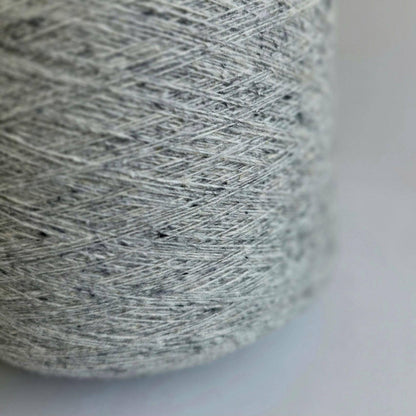 100% Cashmere Yarn - 1ply - 1300m per 100g - Light Grey Tweed
