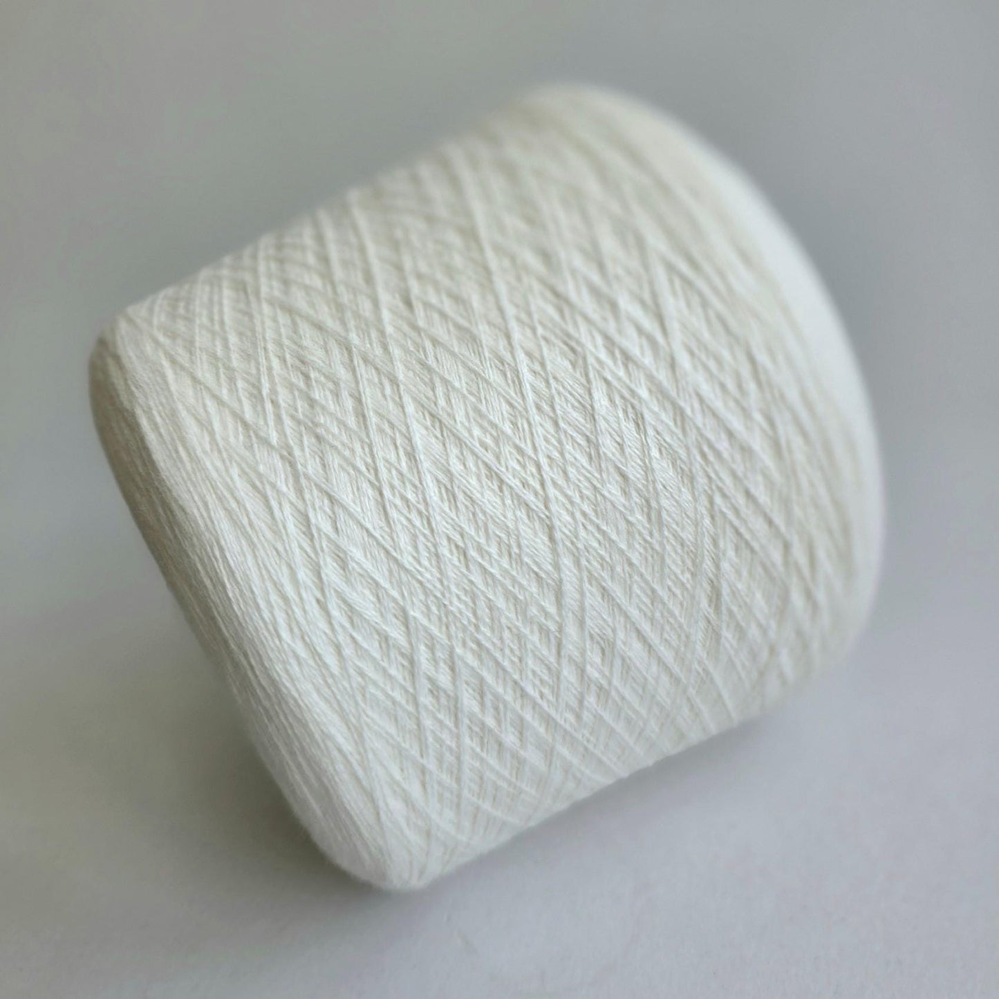 100% Mink Cashmere Yarn - 2/24Nm - 1200m per 100g - Snow White