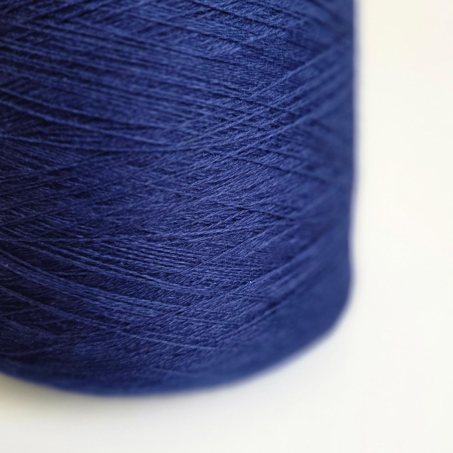 Loro Piana Italian 100% Cashmere Yarn - 2/26Nm - 1300m per 100g - Bright Navy Blue