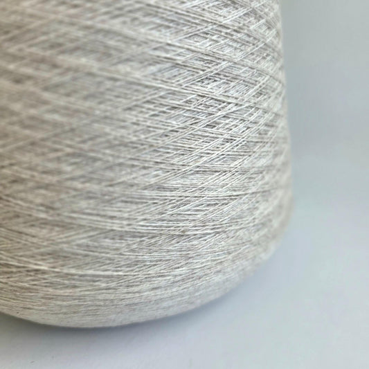 Loro Piana Italian 100% Cashmere Yarn - 2/26Nm - 1300m per 100g - Cream Melange