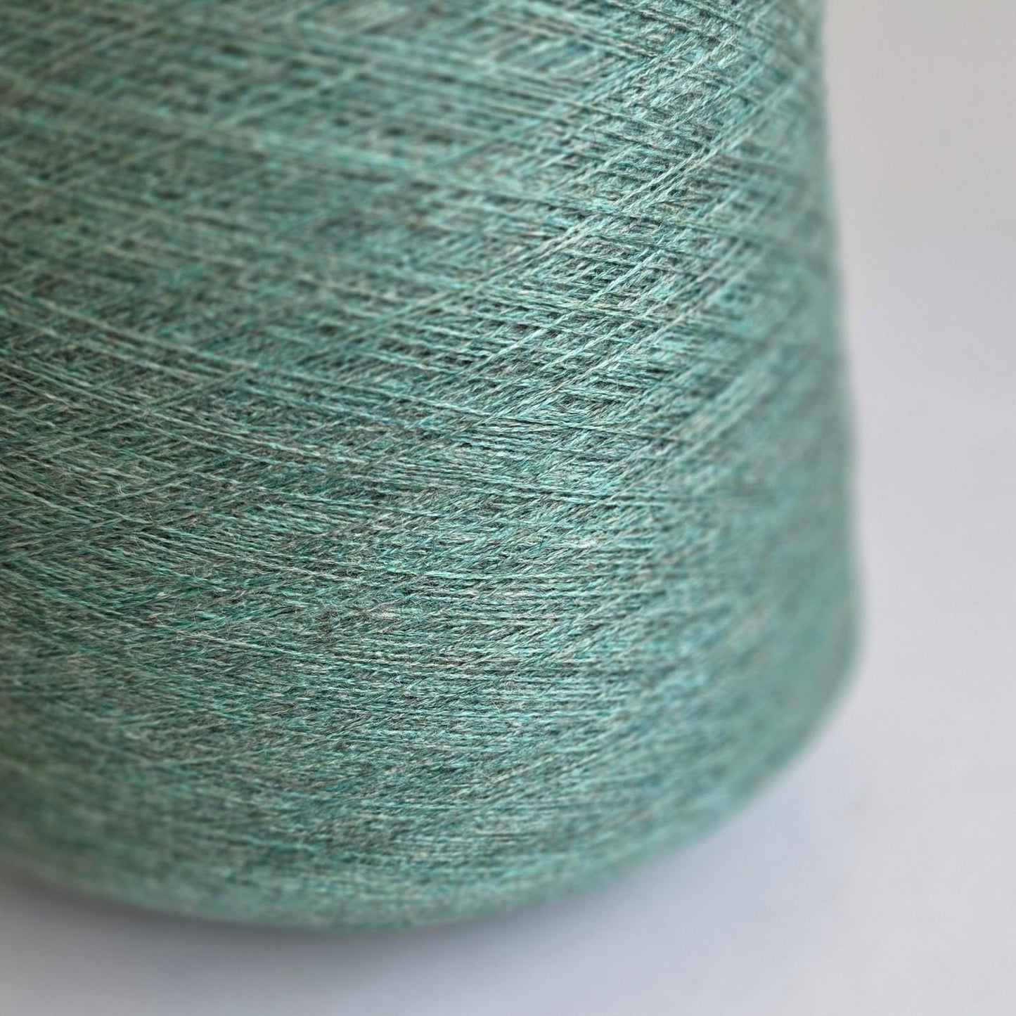 100% Cashmere Yarn - 2/26Nm - 1300m per 100g - Mint Melange
