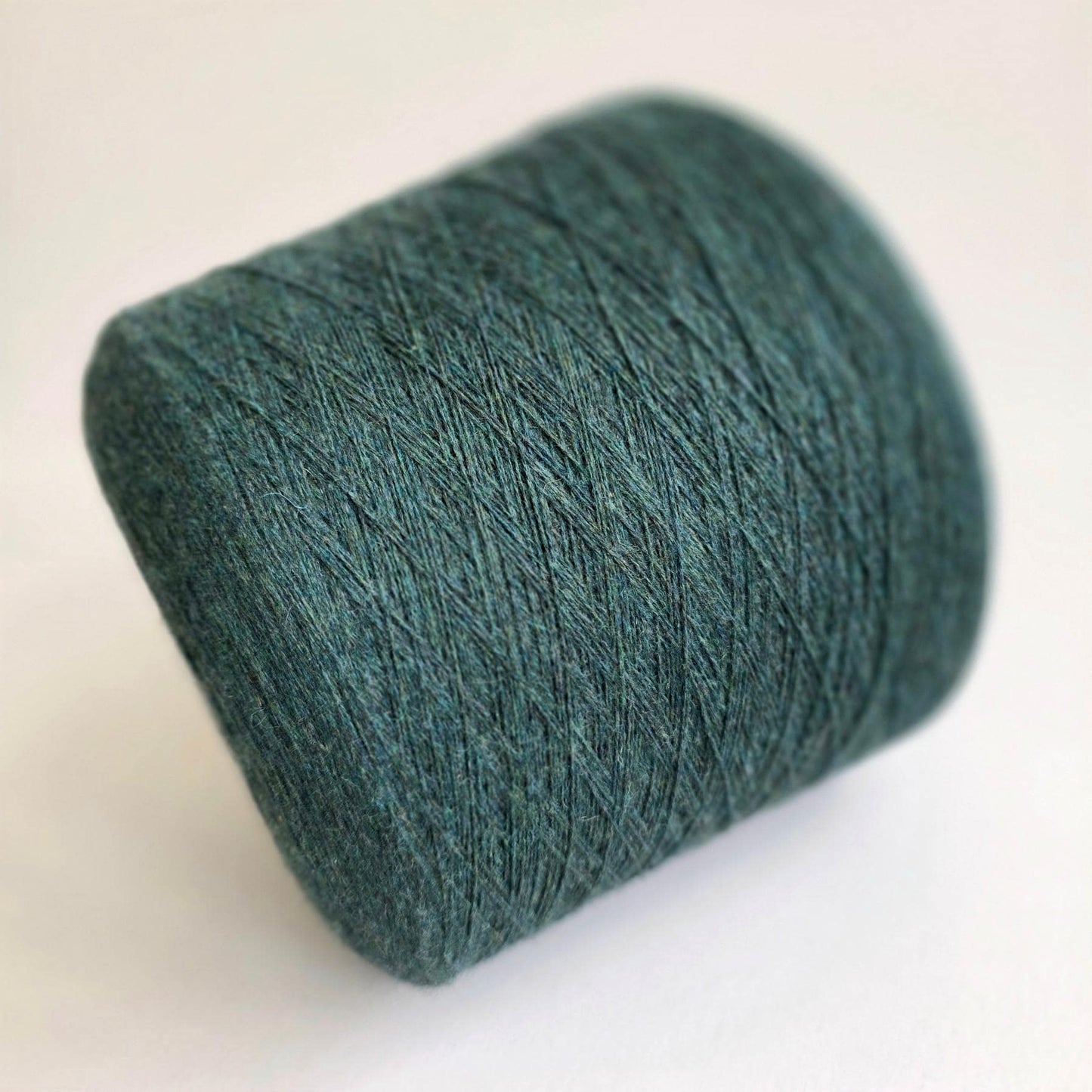 Loro Piana Italian 100% Cashmere Yarn - 2/26Nm - 1300m per 100g - Hunter Green