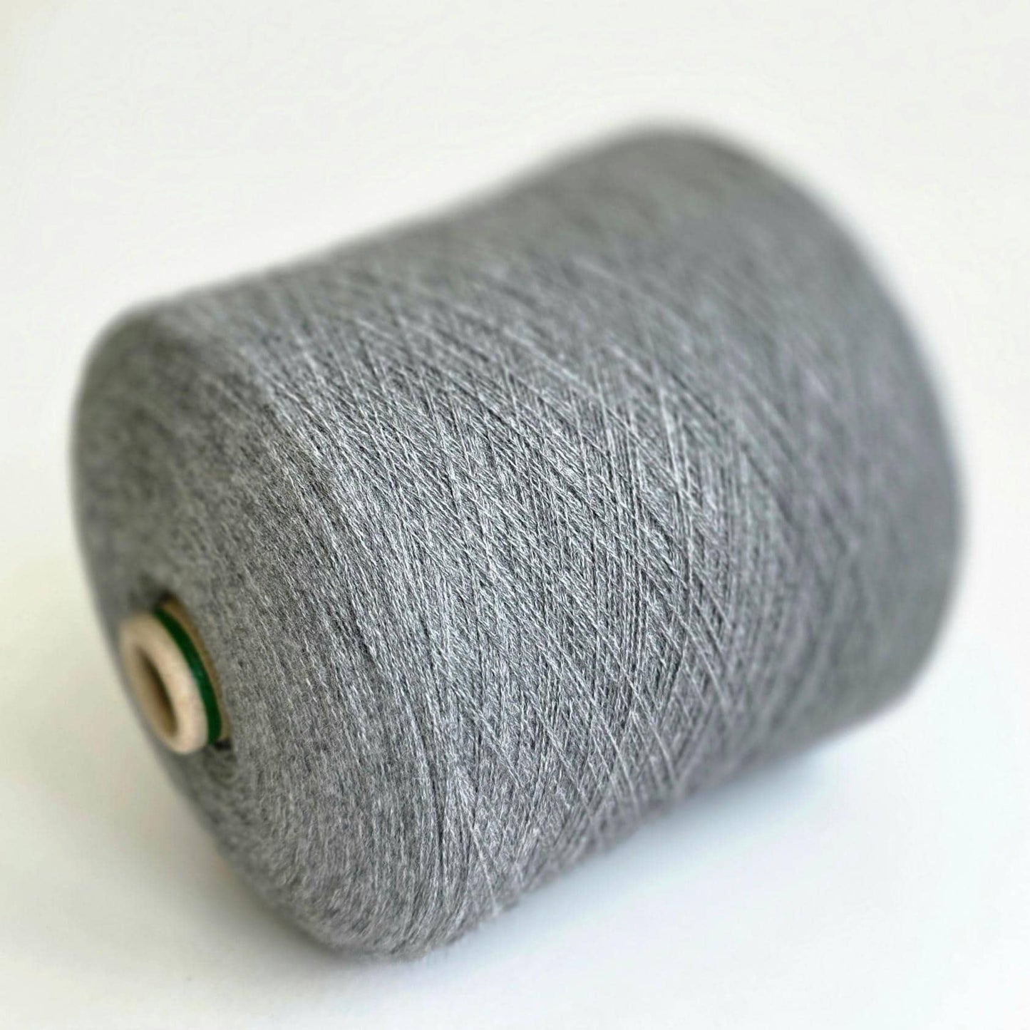100%  Baby Cashmere Yarn - 2/28Nm - 1400m per 100g - Medium Grey