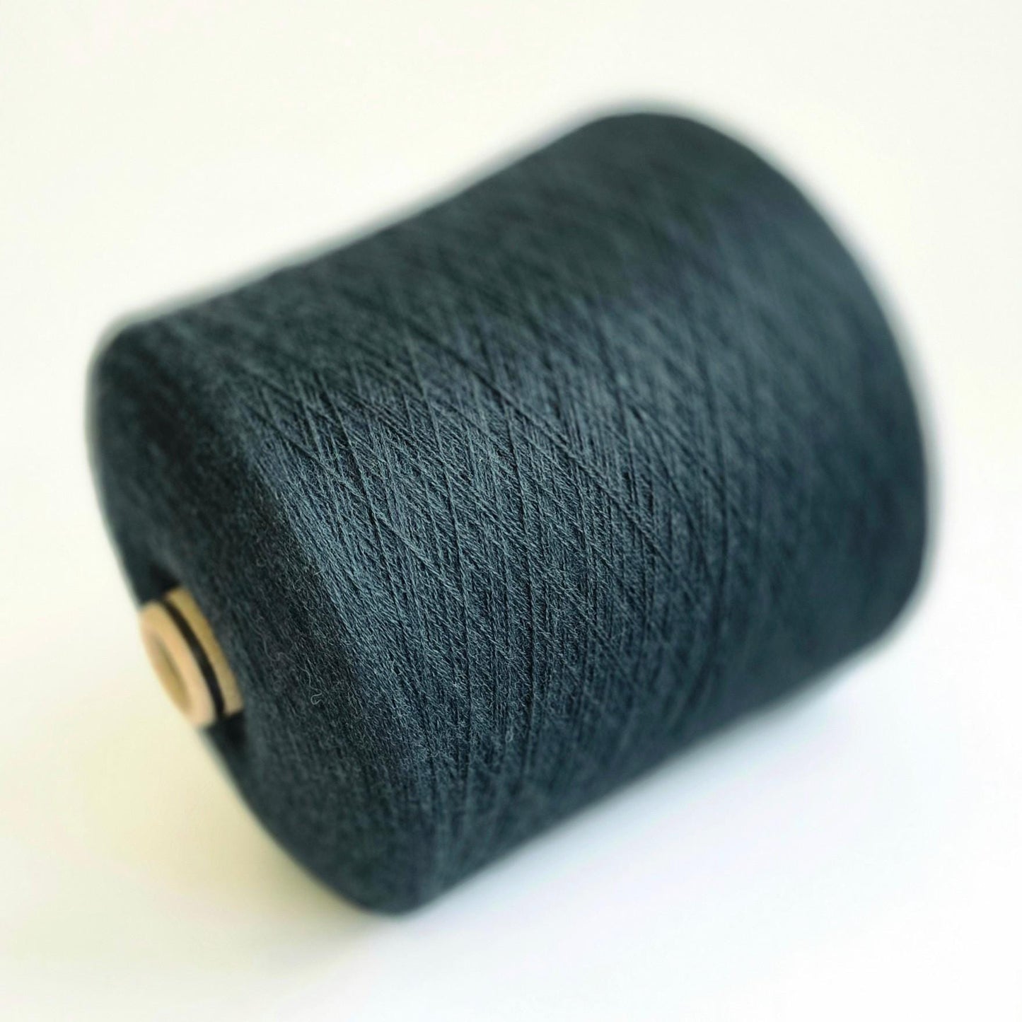 100%  Baby Cashmere Yarn - 2/28Nm - 1400m per 100g - Black Green