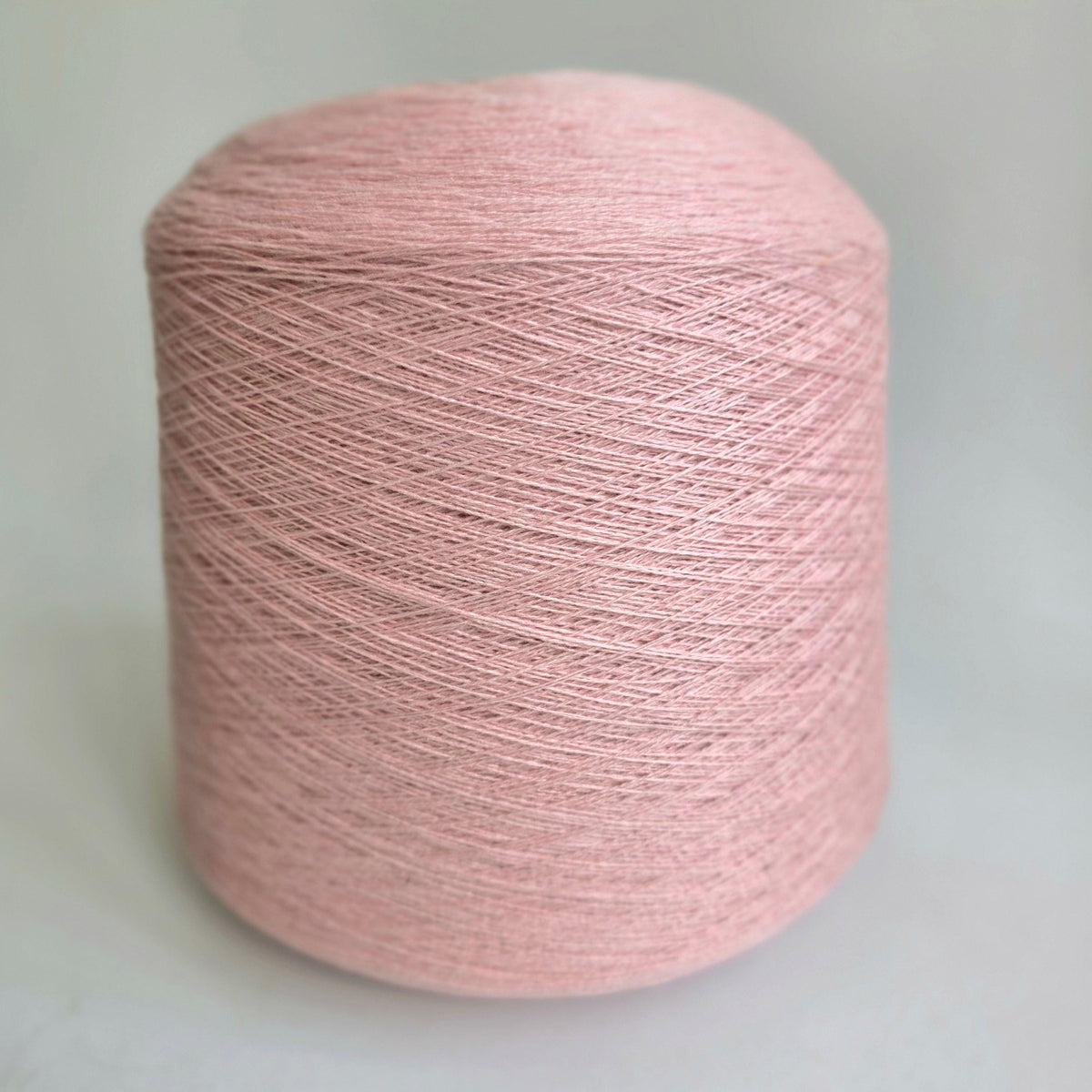 Loro Piana Italian 100% Cashmere Yarn - 2/27Nm - 1350m per 100g - Warm Light Pink - Detail Close-up