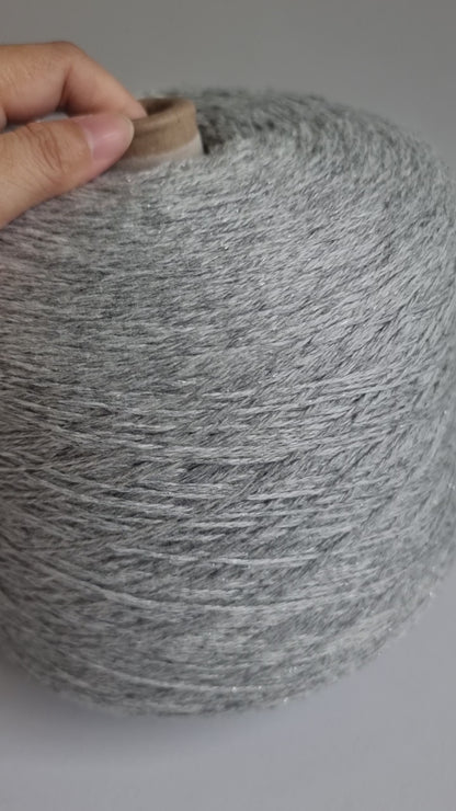 Grey Cashmere with Stellina - 98% Cashmere & 2% Stellina - Fingering Weight - 800m/100g